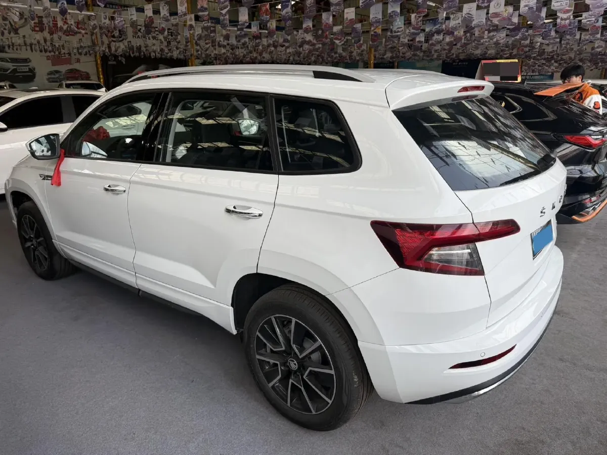 2024 Skoda Karoq 1.4T 150HP L4 7DCT,autocango,china used car exporter,china ev exporter,chinese used car exporter,chinese used ev exporter