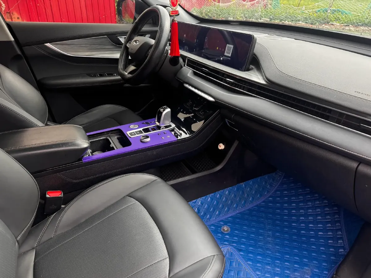 2022 ChangAn CS75 Plus 1.5T 178HP L4 6AT,autocango,china used car exporter,china ev exporter,chinese used car exporter,chinese used ev exporter