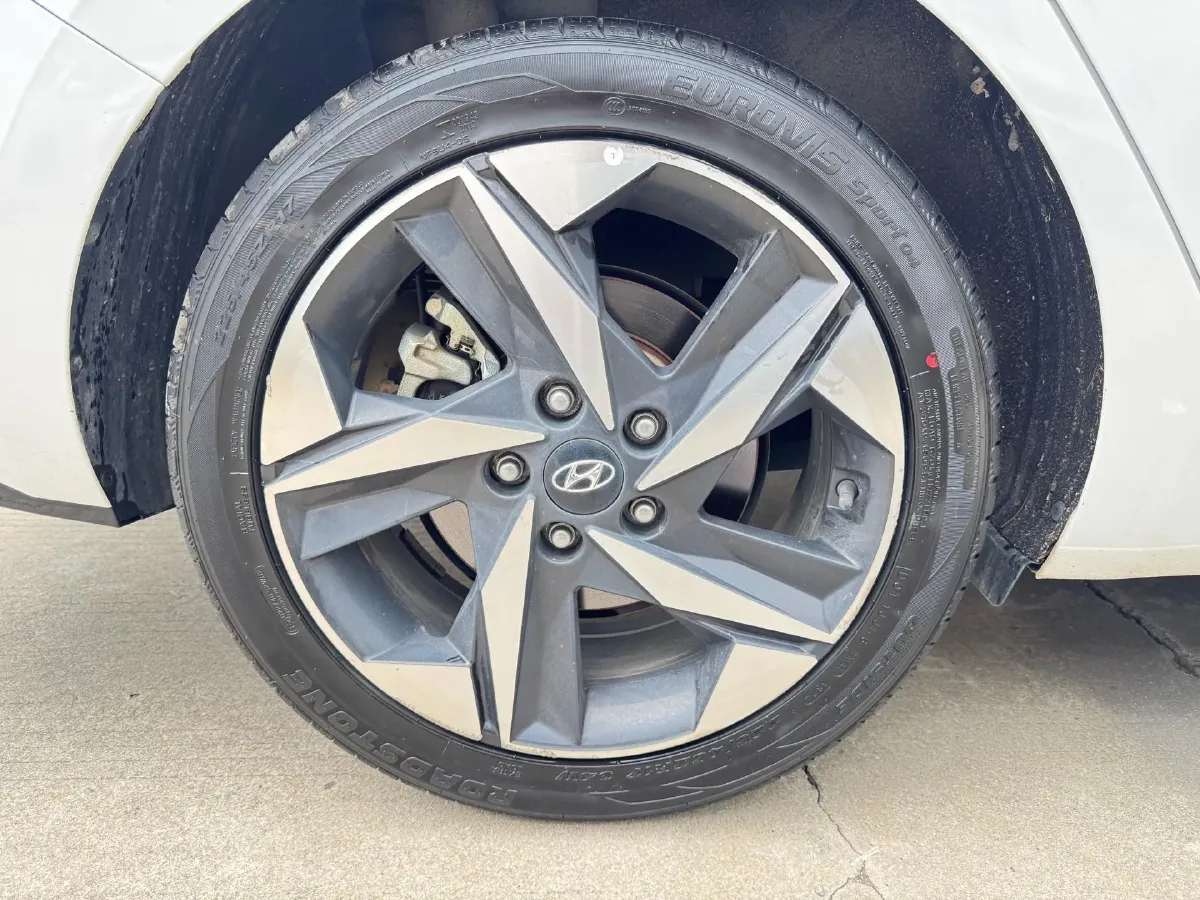 2021 Hyundai Elantra 1.5L 115HP L4 CVT,autocango,china used car exporter,china ev exporter,chinese used car exporter,chinese used ev exporter