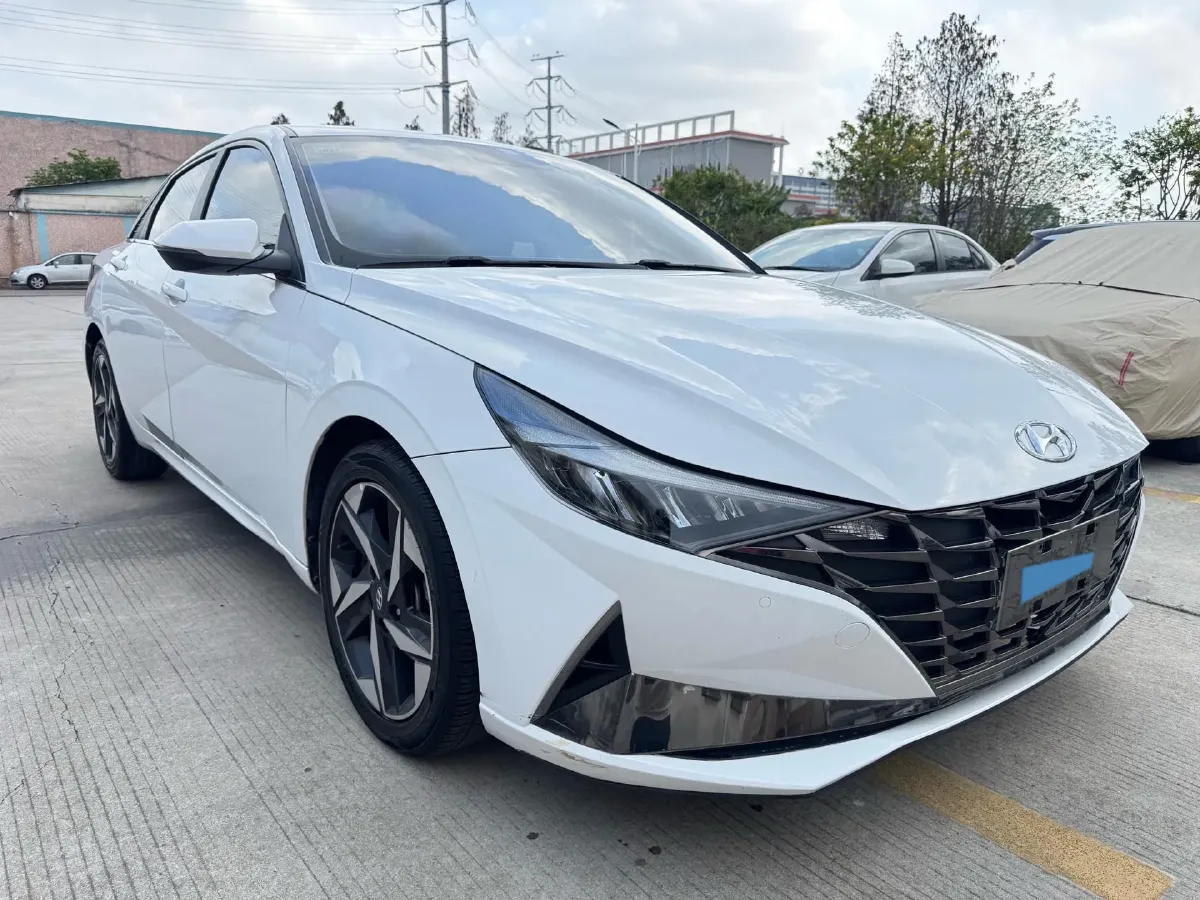 2021 Hyundai Elantra 1.5L 115HP L4 CVT,autocango,china used car exporter,china ev exporter,chinese used car exporter,chinese used ev exporter