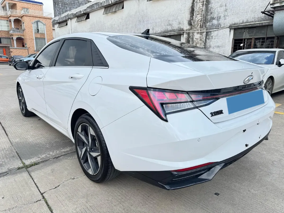 2021 Hyundai Elantra 1.5L 115HP L4 CVT,autocango,china used car exporter,china ev exporter,chinese used car exporter,chinese used ev exporter