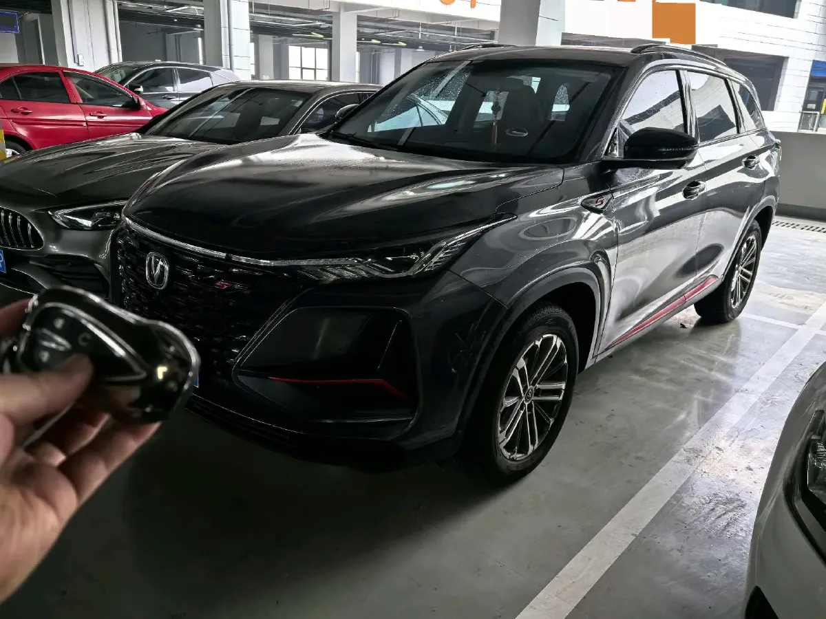 2022 ChangAn CS75 Plus 1.5T 178HP L4 6AT,autocango,china used car exporter,china ev exporter,chinese used car exporter,chinese used ev exporter