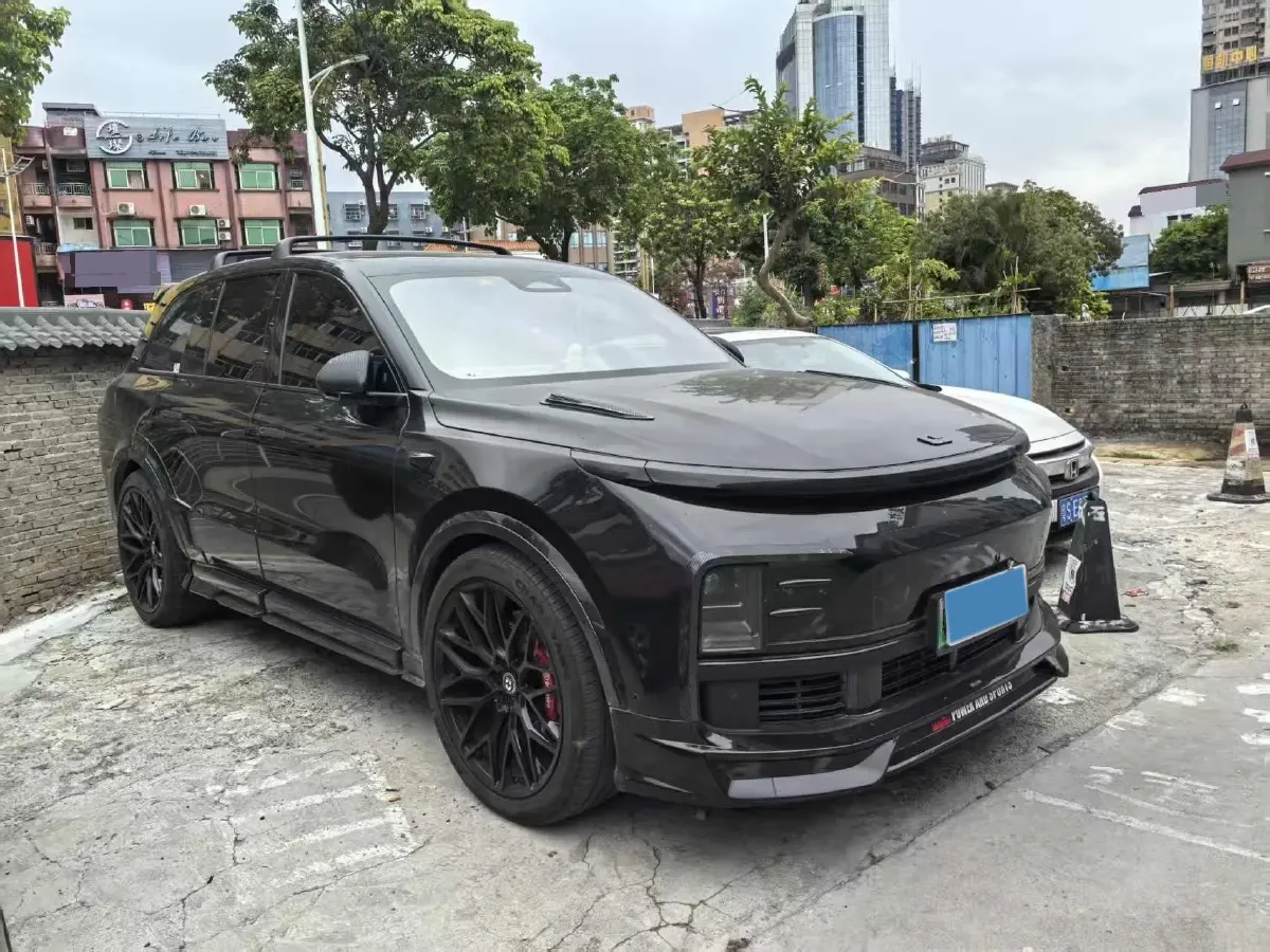 2023 Li L8 Range Extended 154HP REEV 40.9KWH,autocango,china used car exporter,china ev exporter,chinese used car exporter,chinese used ev exporter