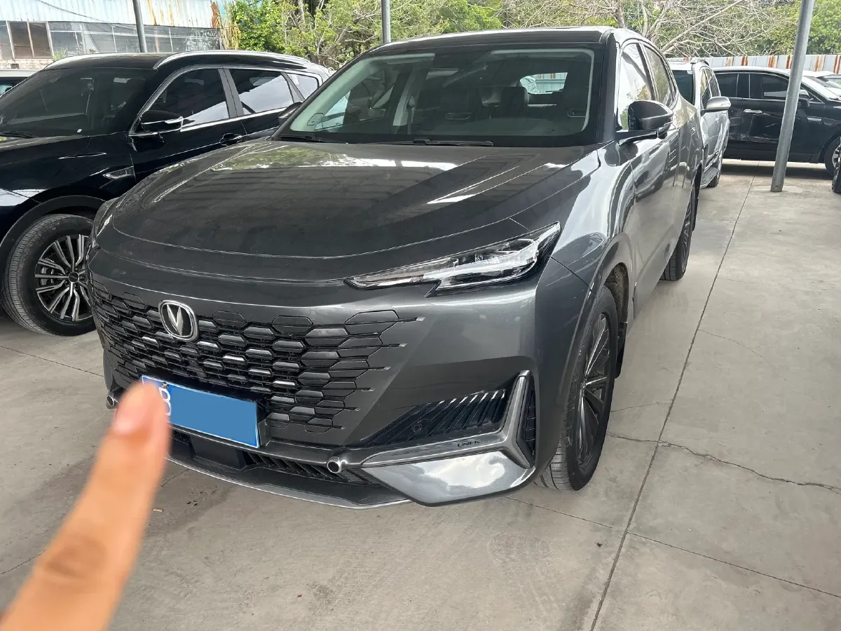 2021 ChangAn UNI-K 2.0T 233HP L4 8AT,autocango,china used car exporter,china ev exporter,chinese used car exporter,chinese used ev exporter
