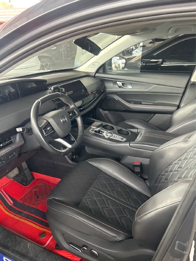 2021 ChangAn UNI-K 2.0T 233HP L4 8AT,autocango,china used car exporter,china ev exporter,chinese used car exporter,chinese used ev exporter