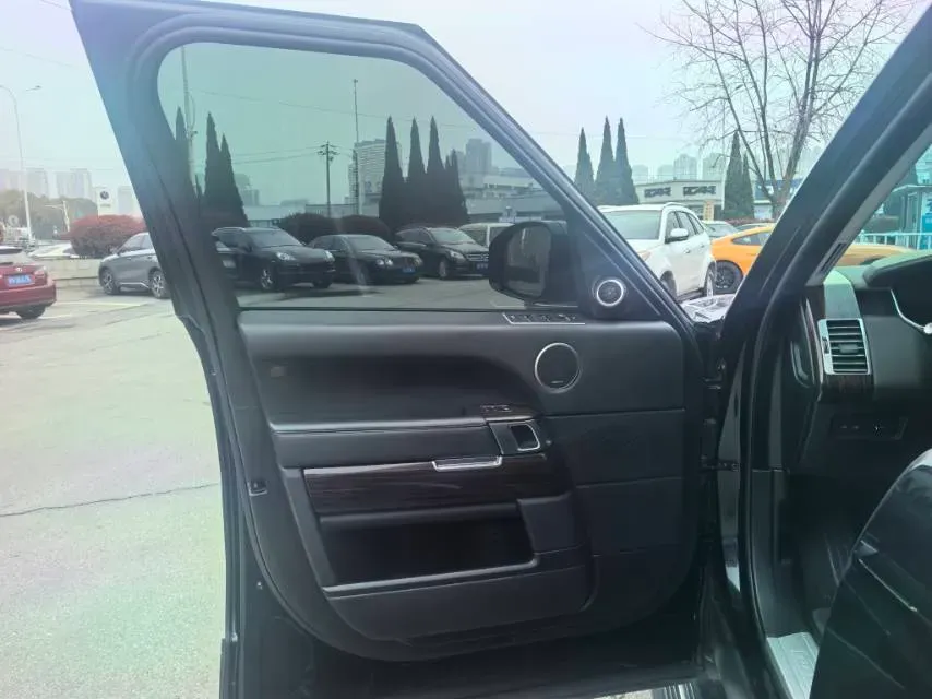 2016 Land Rover Range Rover Evoque 2.0T 241HP L4 9AT,autocango,china used car exporter,china ev exporter,chinese used car exporter,chinese used ev exporter