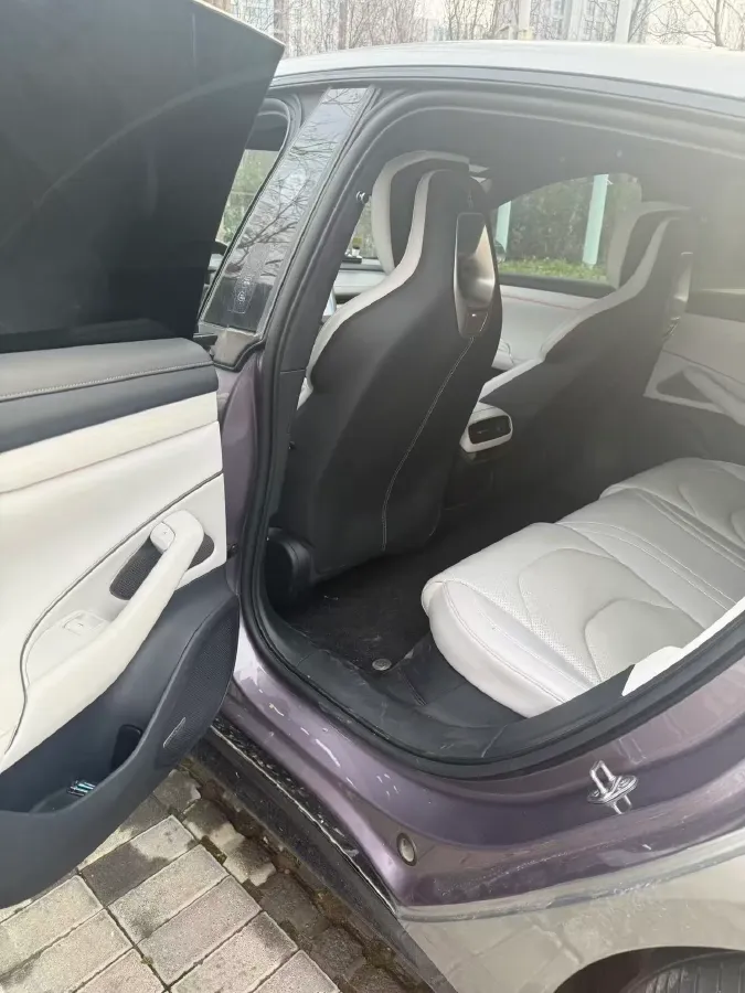 2024 MI SU7 BEV 101KWH,autocango,china used car exporter,china ev exporter,chinese used car exporter,chinese used ev exporter