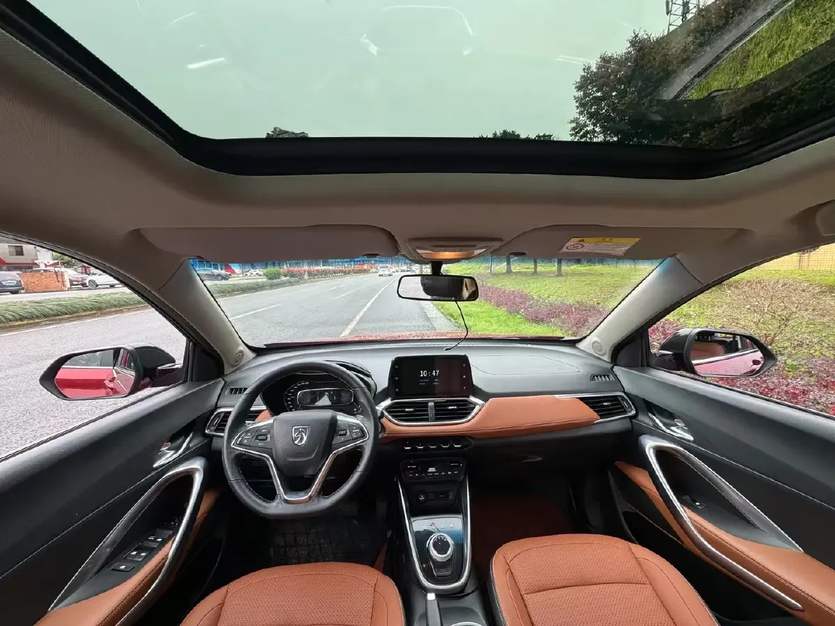 2017 HaiMa S5 Young Edition 1.6L 122HP L4 5MT,autocango,china used car exporter,china ev exporter,chinese used car exporter,chinese used ev exporter