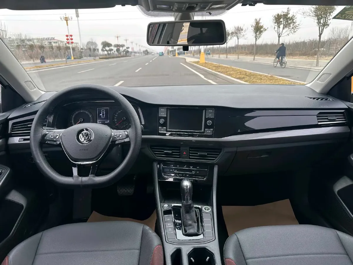 2020 Volkswagen Bora 1.5L 113HP L4 6AT,autocango,china used car exporter,china ev exporter,chinese used car exporter,chinese used ev exporter