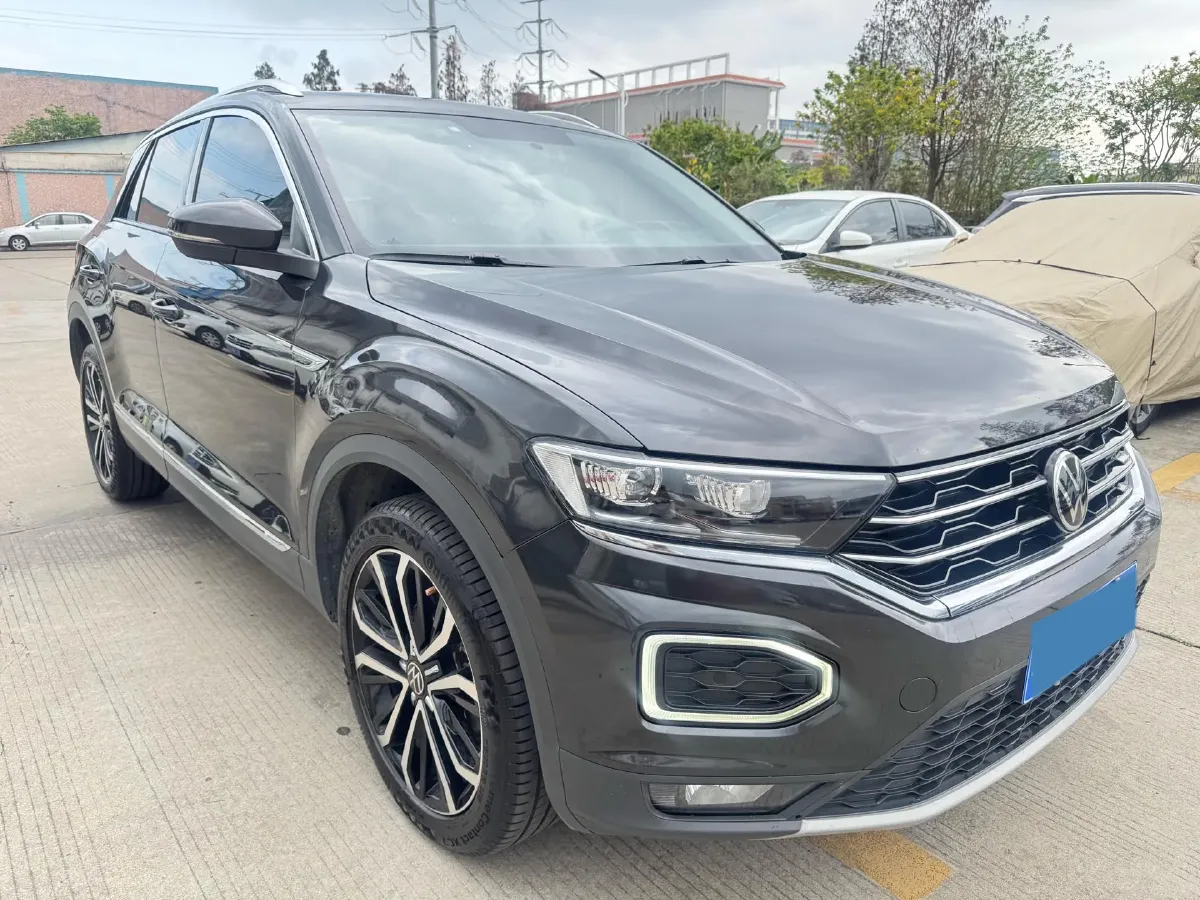 2022 Volkswagen T-Roc 1.4T 150HP L4 7DCT,autocango,china used car exporter,china ev exporter,chinese used car exporter,chinese used ev exporter