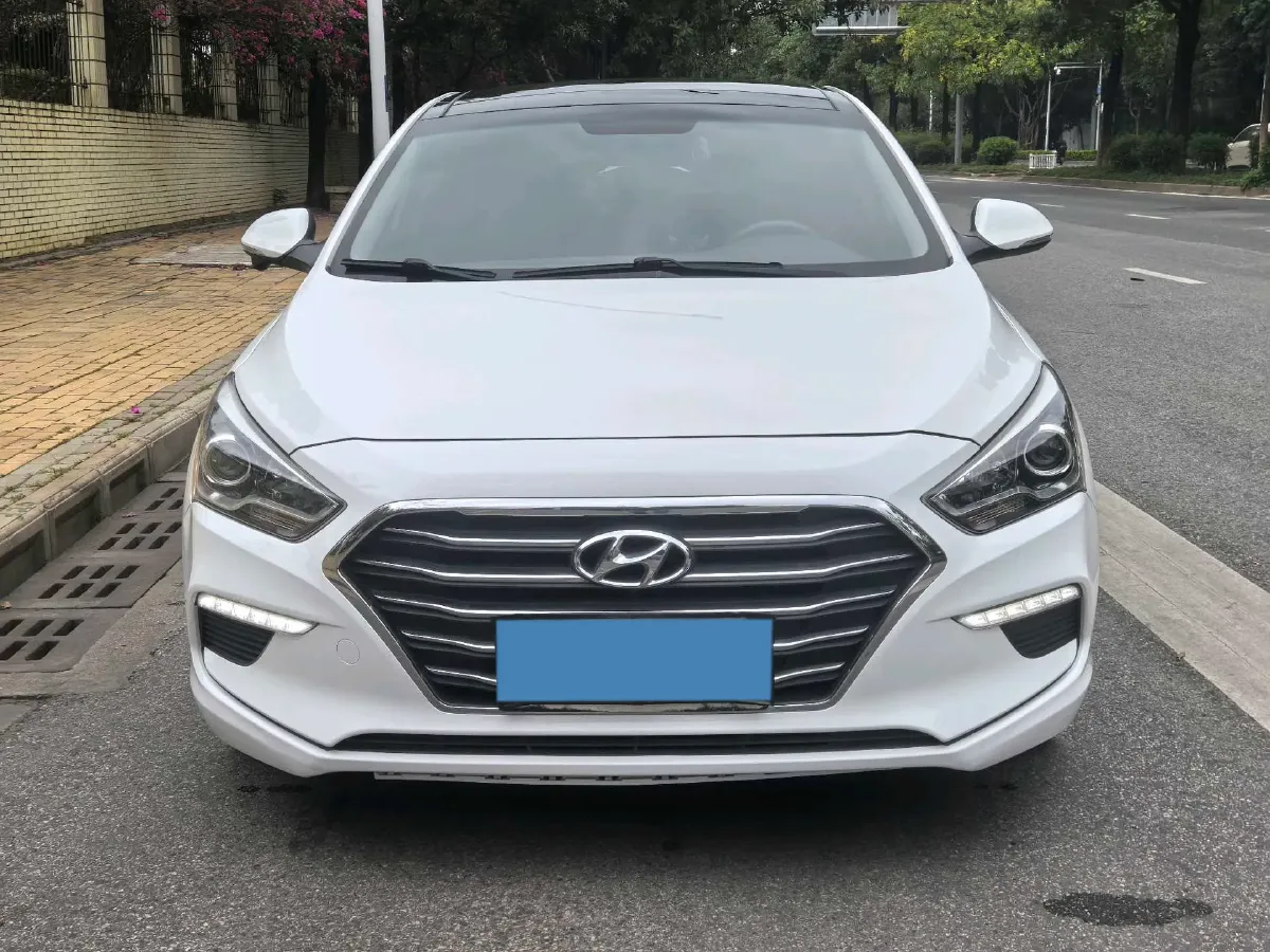 2017 Hyundai Mistra 1.6T 175HP L4 7DCT,autocango,china used car exporter,china ev exporter,chinese used car exporter,chinese used ev exporter