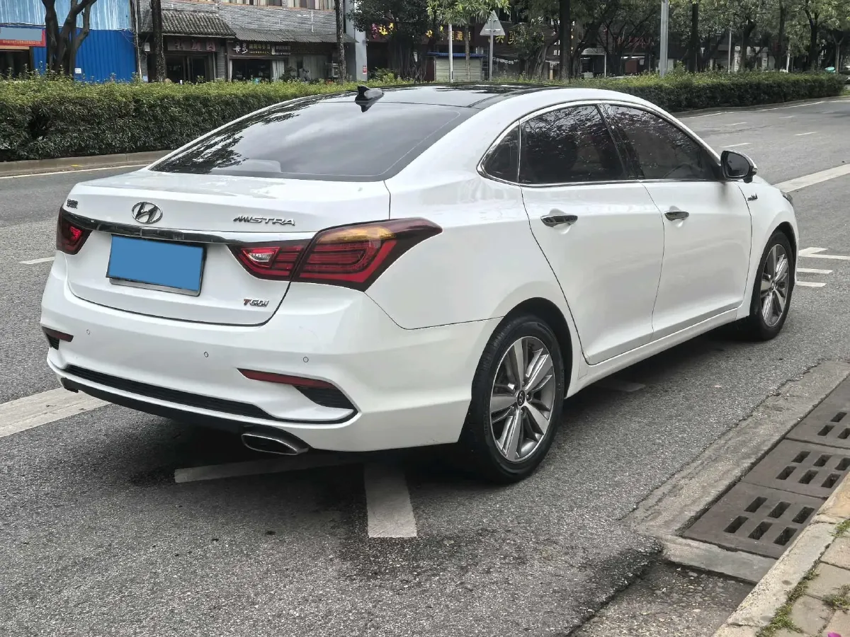 2017 Hyundai Mistra 1.6T 175HP L4 7DCT,autocango,china used car exporter,china ev exporter,chinese used car exporter,chinese used ev exporter