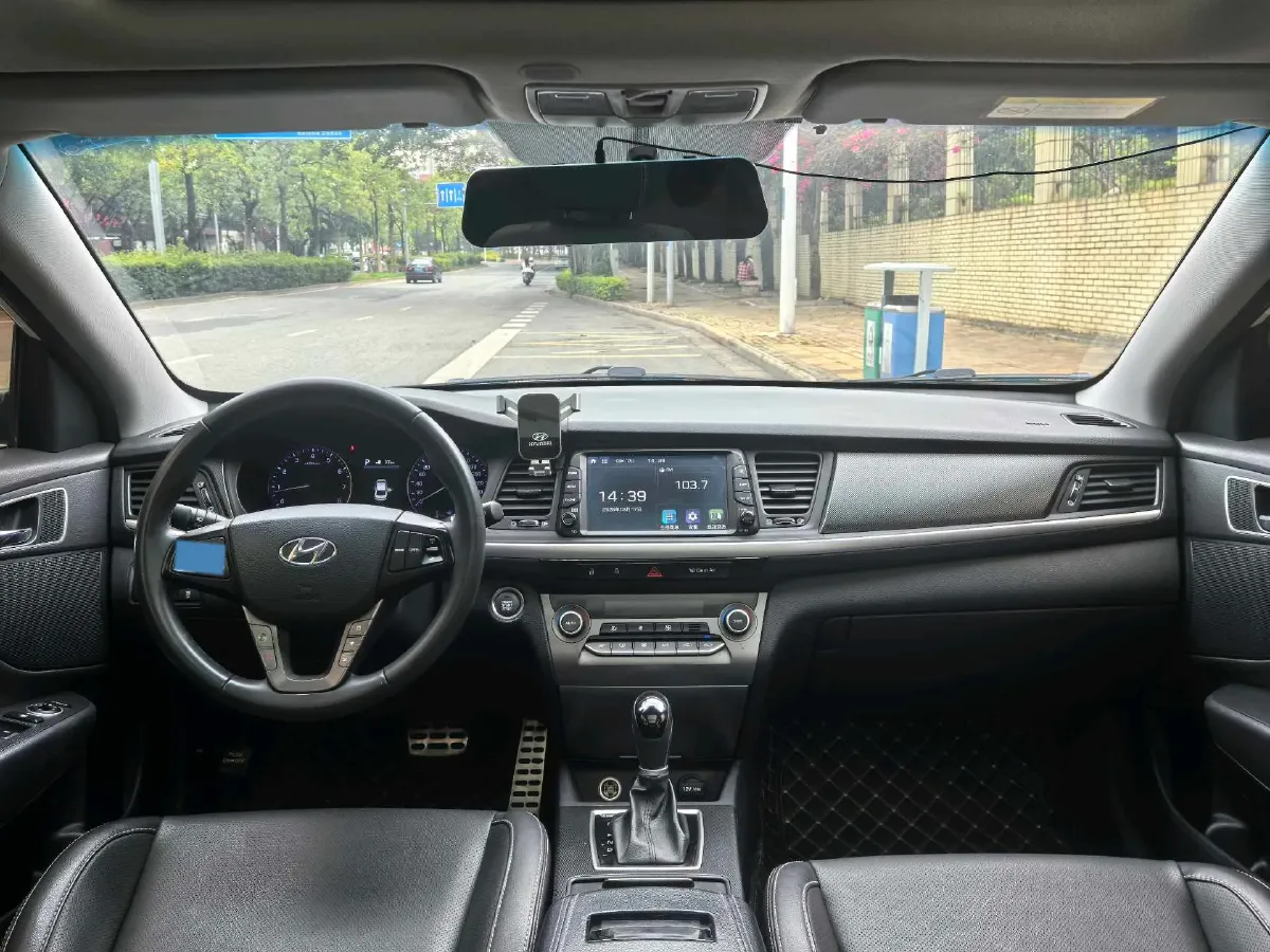 2017 Hyundai Mistra 1.6T 175HP L4 7DCT,autocango,china used car exporter,china ev exporter,chinese used car exporter,chinese used ev exporter