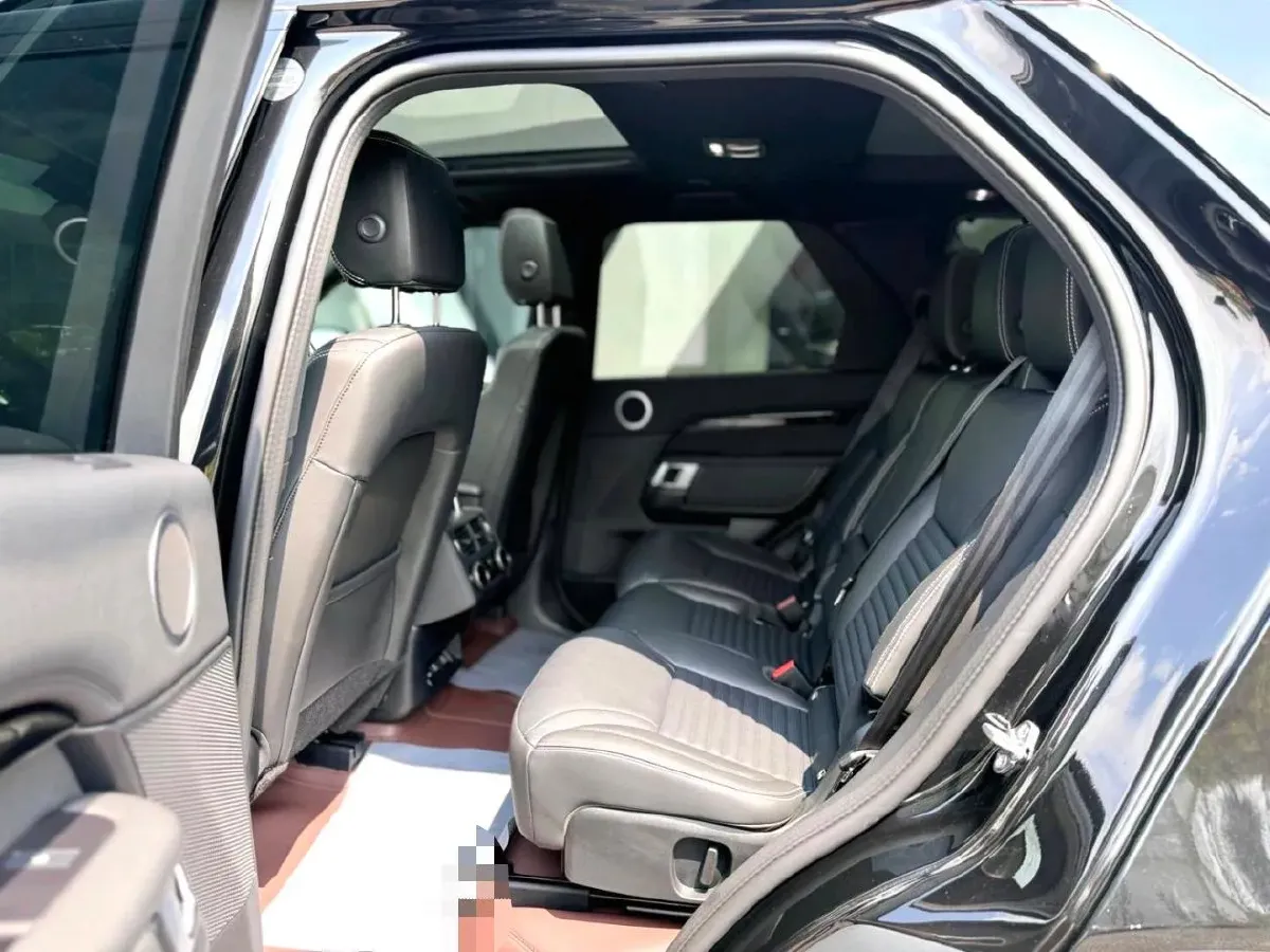 2025 Land Rover Discovery 3.0T 360HP L6 8AT,autocango,china used car exporter,china ev exporter,chinese used car exporter,chinese used ev exporter