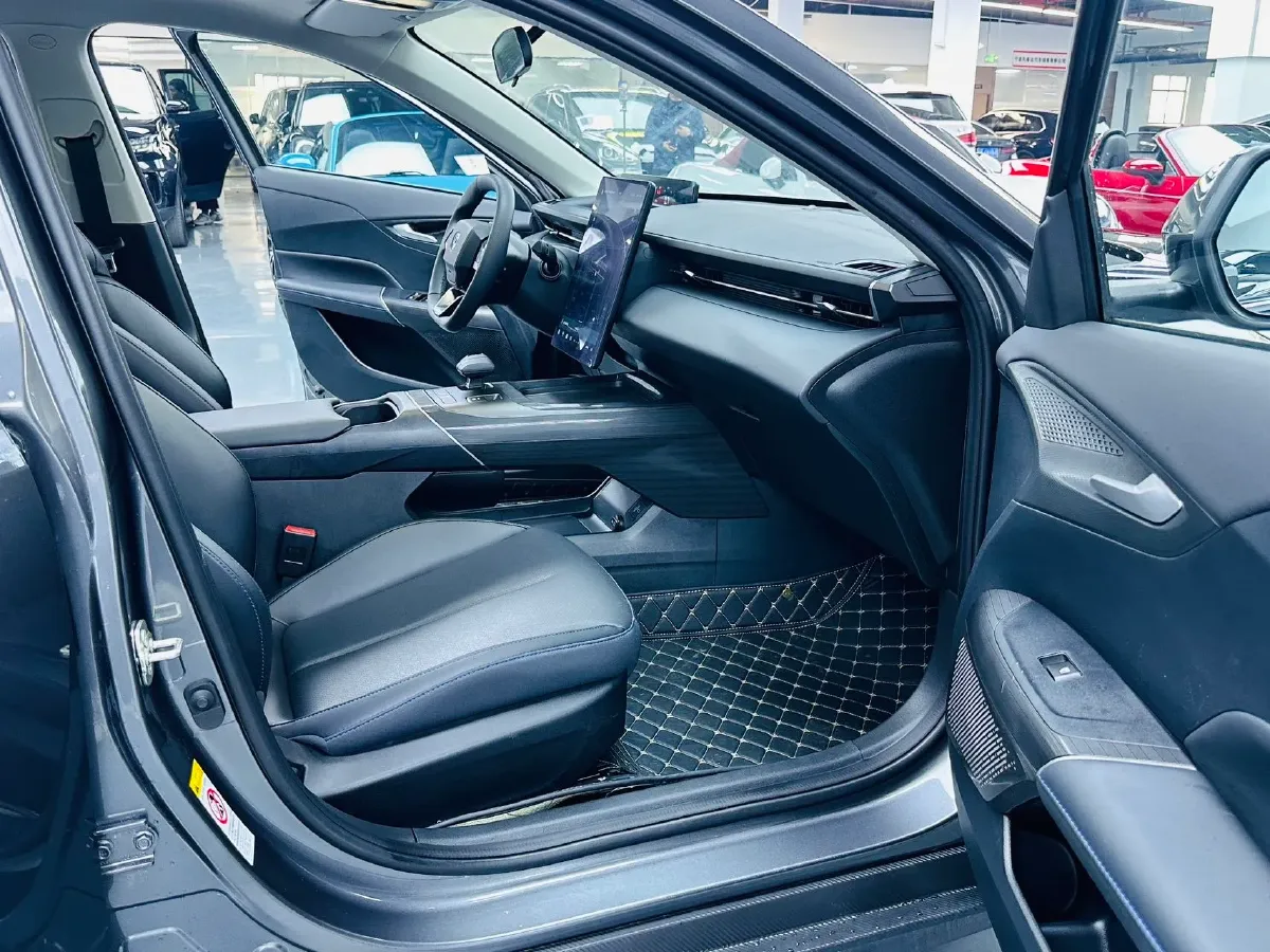 2025 ChangAn Eado 1.5T 192HP L4 7DCT,autocango,china used car exporter,china ev exporter,chinese used car exporter,chinese used ev exporter