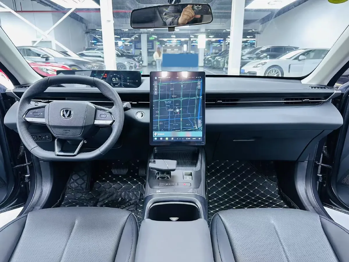 2025 ChangAn Eado 1.5T 192HP L4 7DCT,autocango,china used car exporter,china ev exporter,chinese used car exporter,chinese used ev exporter