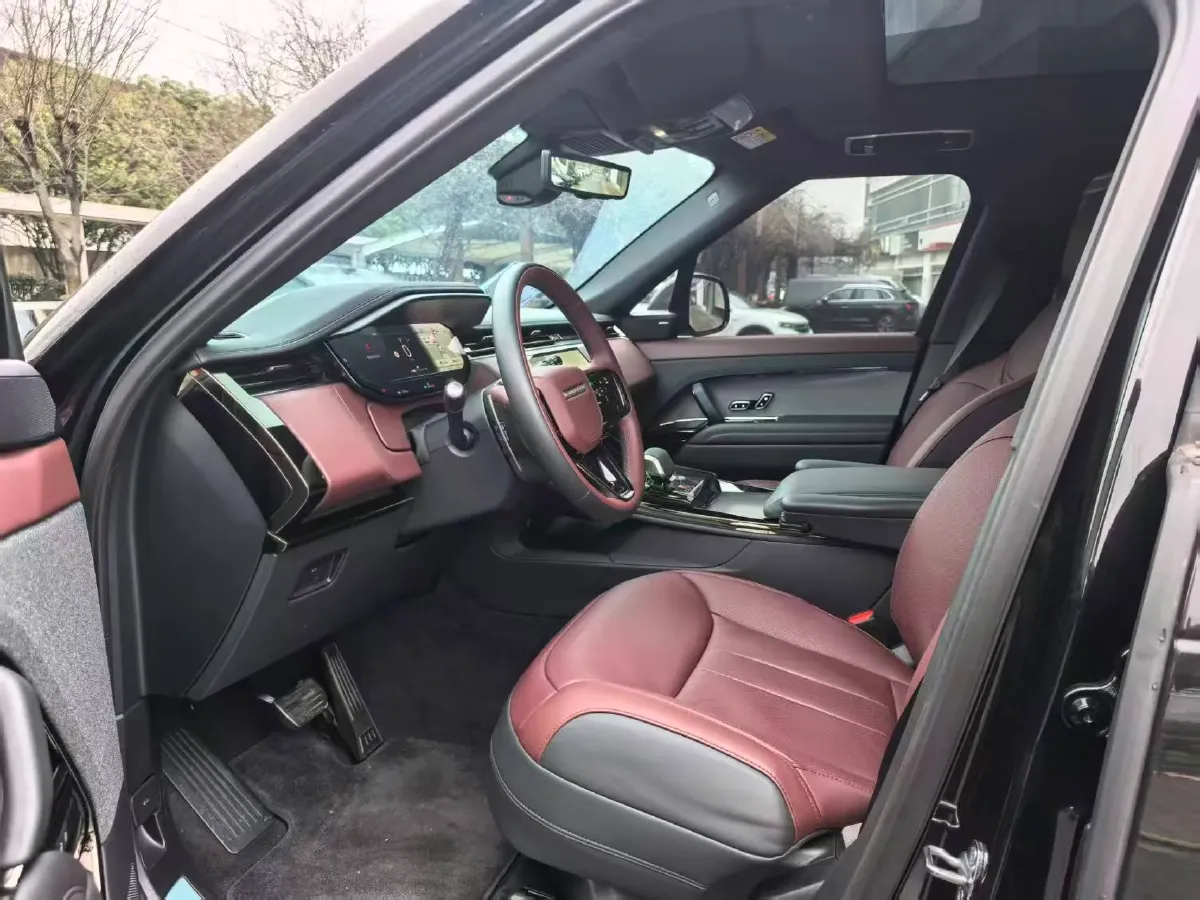 2025 Land Rover Range Rover Sport 3.0T 400HP L6 8AT,autocango,china used car exporter,china ev exporter,chinese used car exporter,chinese used ev exporter