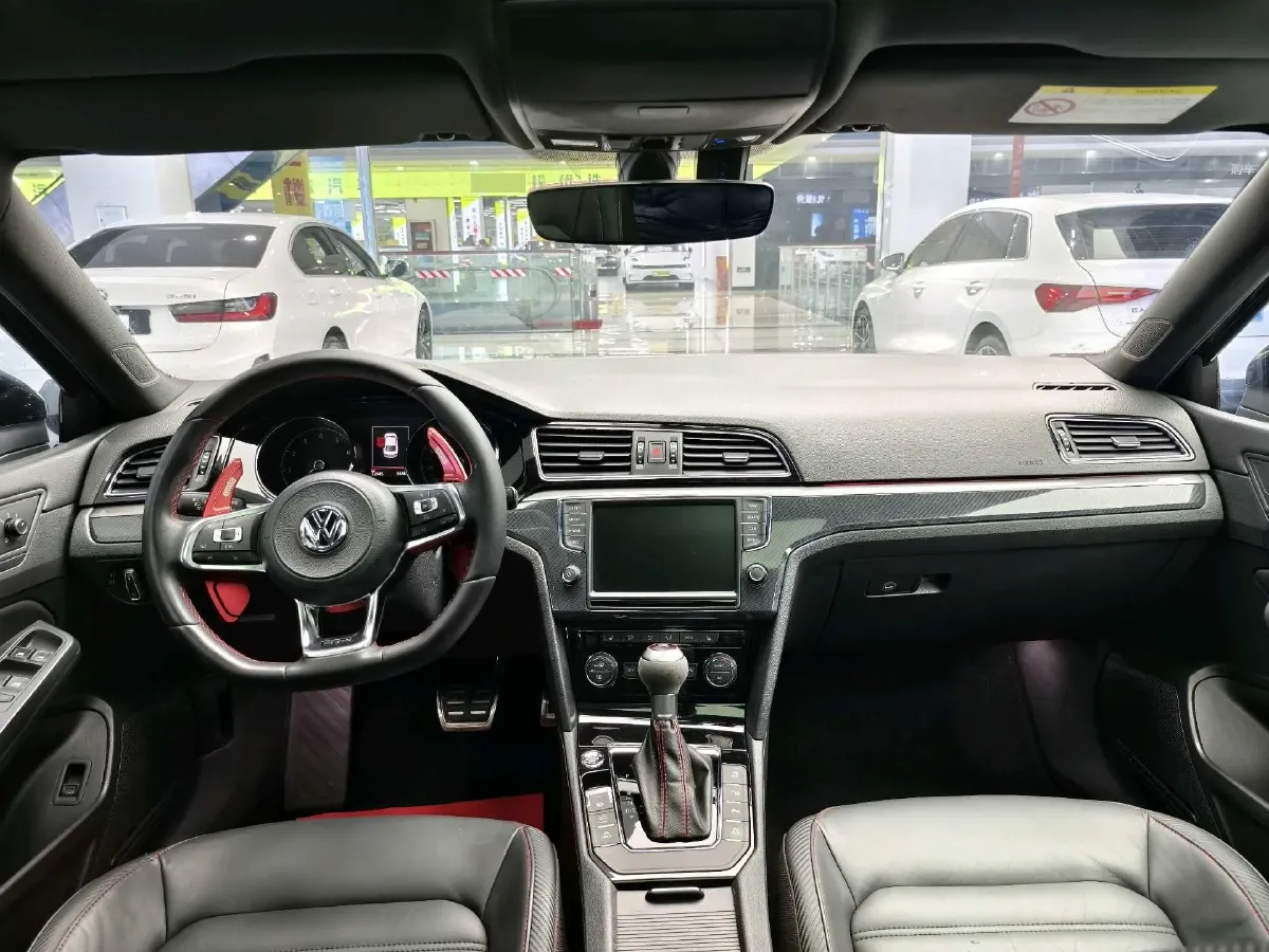 2017 Volkswagen Lamando 2.0T 220HP L4 7DCT,autocango,china used car exporter,china ev exporter,chinese used car exporter,chinese used ev exporter