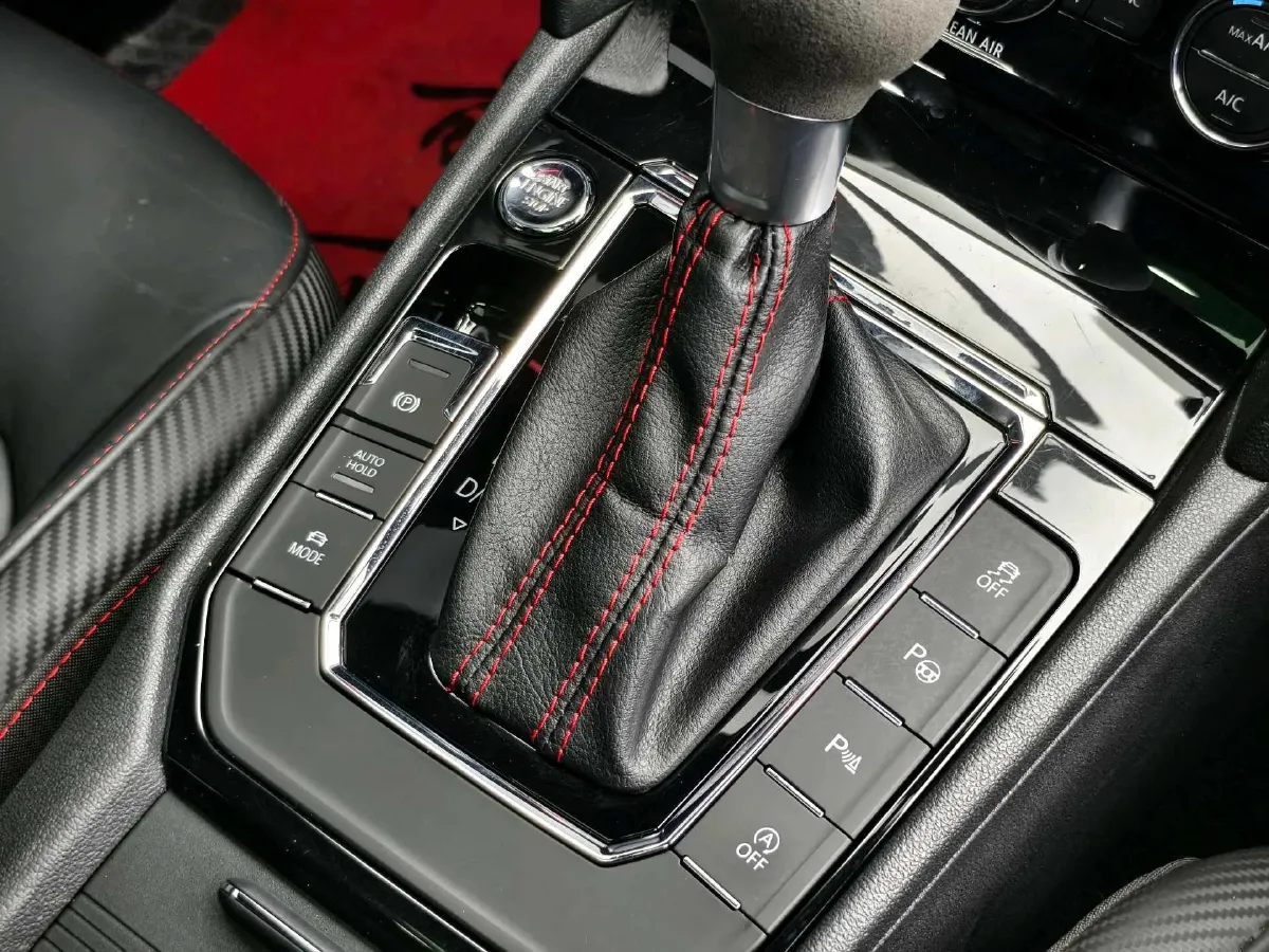 2017 Volkswagen Lamando 2.0T 220HP L4 7DCT,autocango,china used car exporter,china ev exporter,chinese used car exporter,chinese used ev exporter