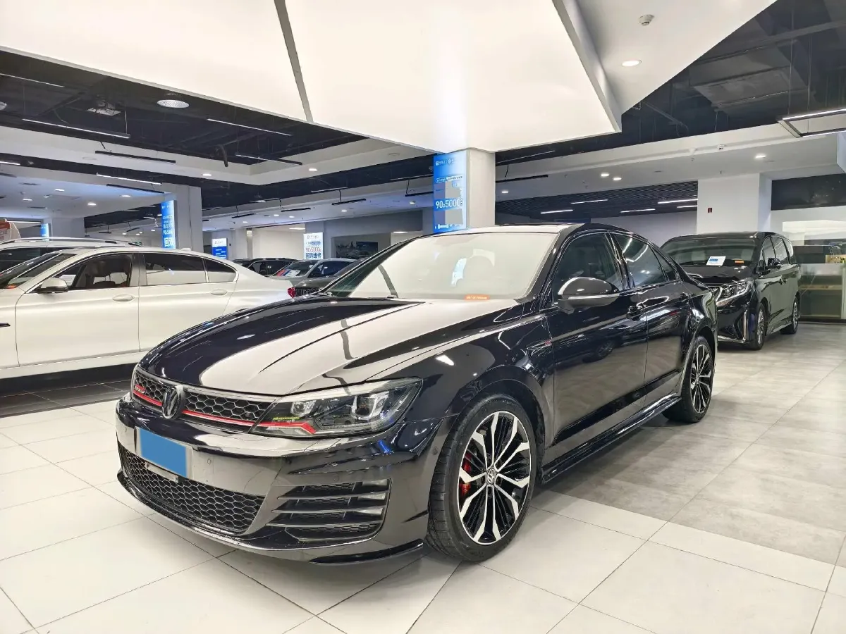 2017 Volkswagen Lamando 2.0T 220HP L4 7DCT,autocango,china used car exporter,china ev exporter,chinese used car exporter,chinese used ev exporter