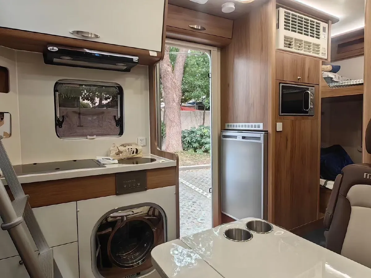 2021 MAXUS V90 RV 2.0T 148HP L4 6AT,autocango,china used car exporter,china ev exporter,chinese used car exporter,chinese used ev exporter