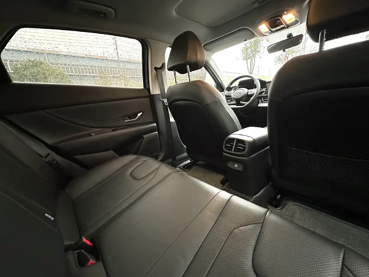 2022 Hyundai Elantra 1.5L 115HP L4 CVT,autocango,china used car exporter,china ev exporter,chinese used car exporter,chinese used ev exporter