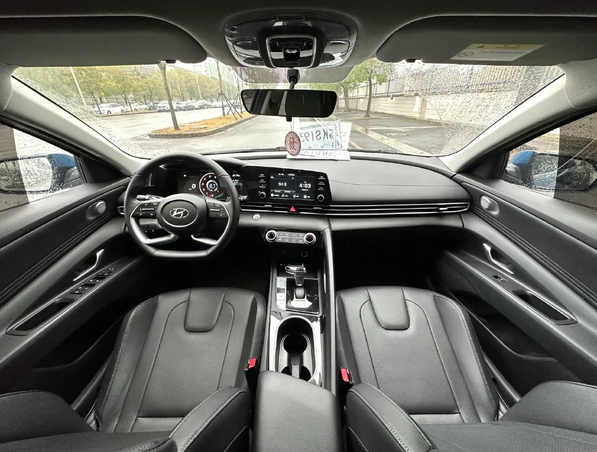 2022 Hyundai Elantra 1.5L 115HP L4 CVT,autocango,china used car exporter,china ev exporter,chinese used car exporter,chinese used ev exporter