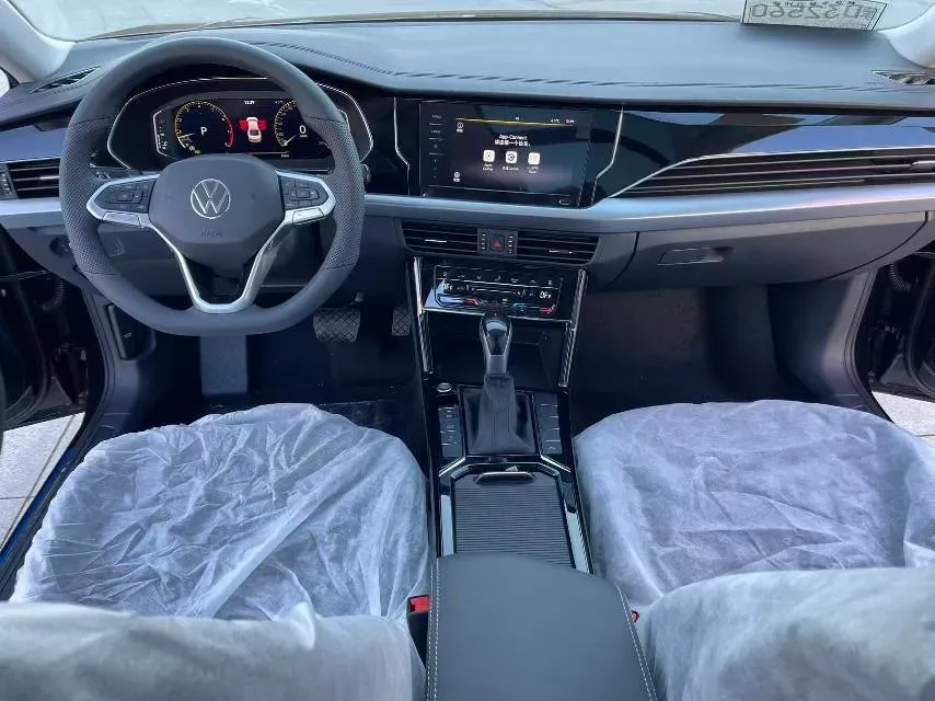 2026 Volkswagen Passat 2.0T 220HP L4 7DCT,autocango,china used car exporter,china ev exporter,chinese used car exporter,chinese used ev exporter