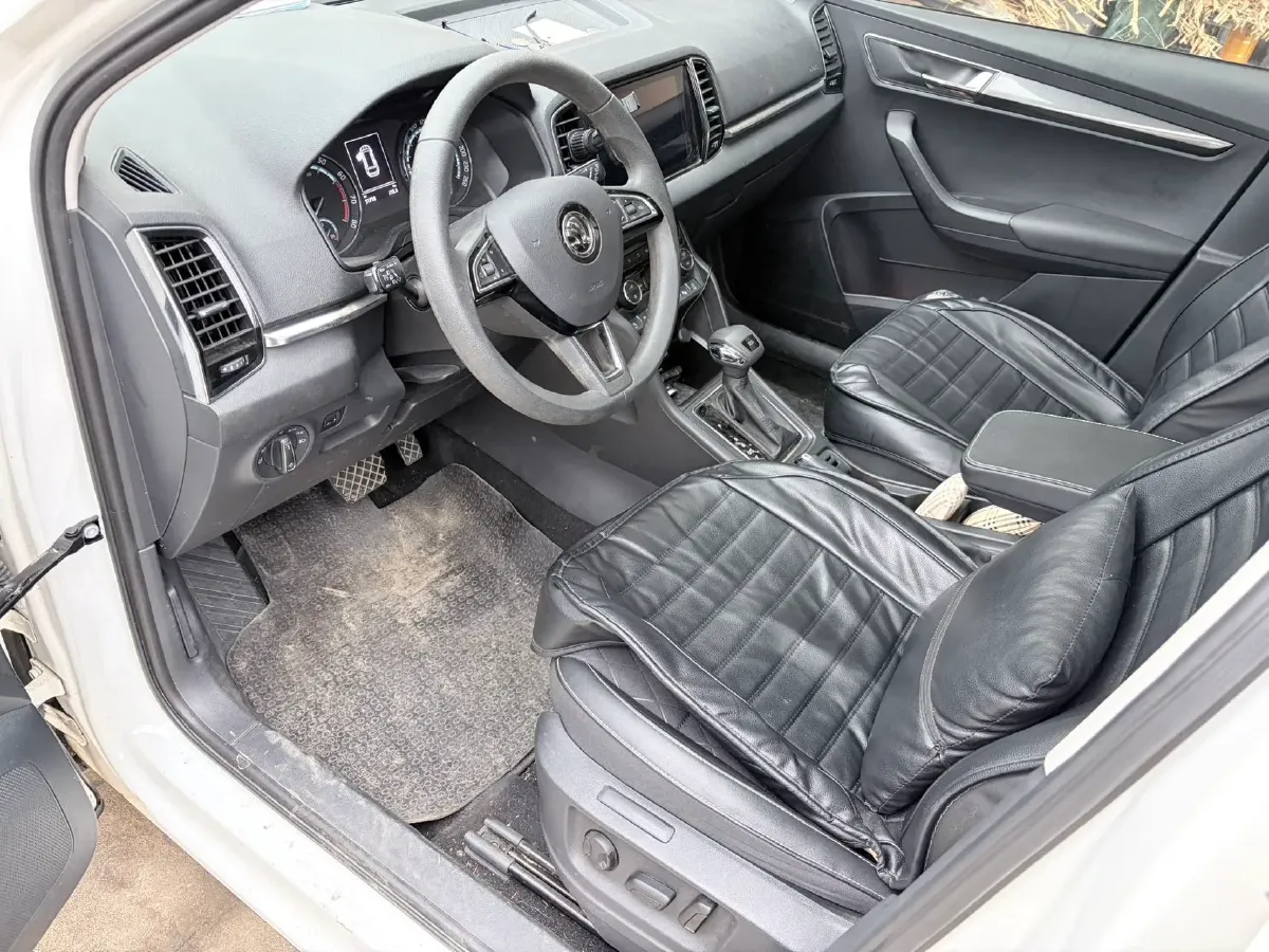 2019 Skoda Karoq 1.4T 150HP L4 7DCT,autocango,china used car exporter,china ev exporter,chinese used car exporter,chinese used ev exporter