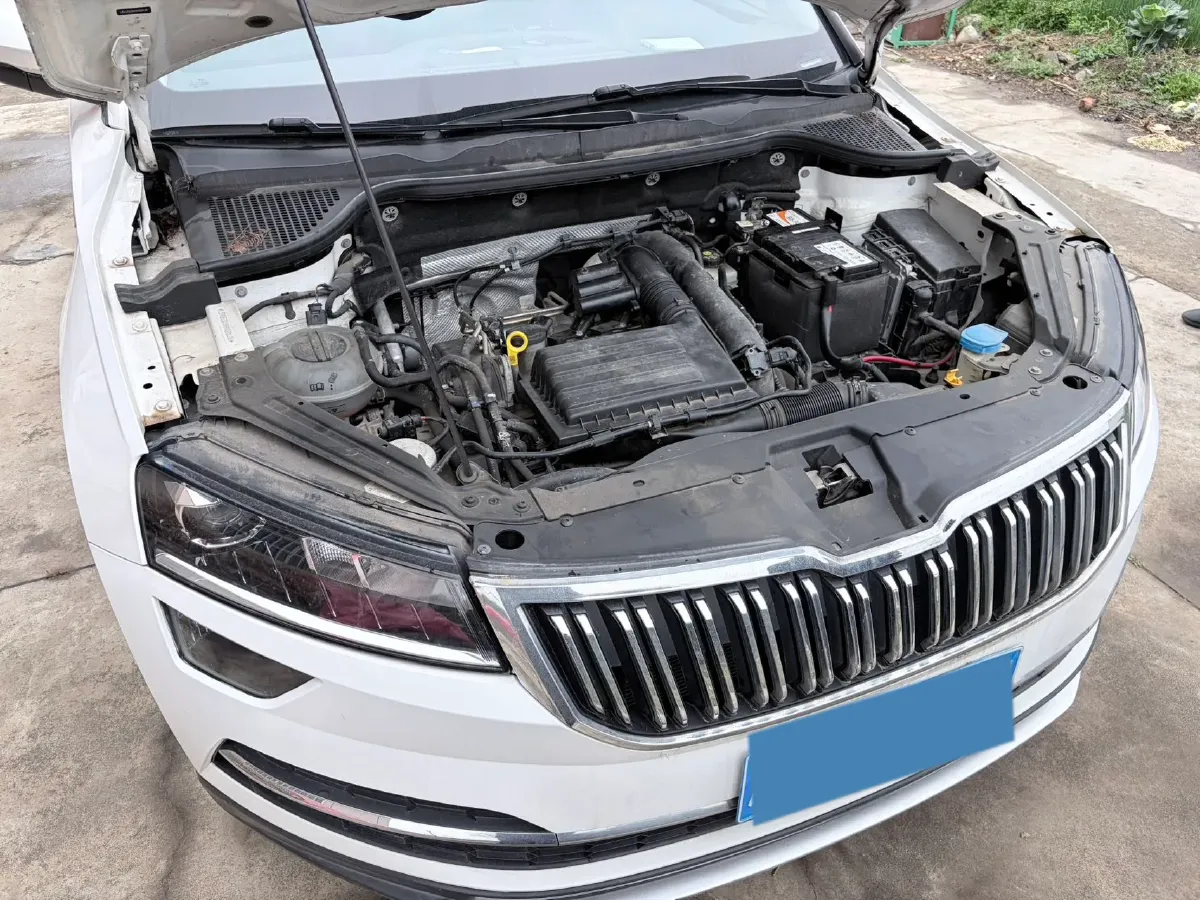 2019 Skoda Karoq 1.4T 150HP L4 7DCT,autocango,china used car exporter,china ev exporter,chinese used car exporter,chinese used ev exporter