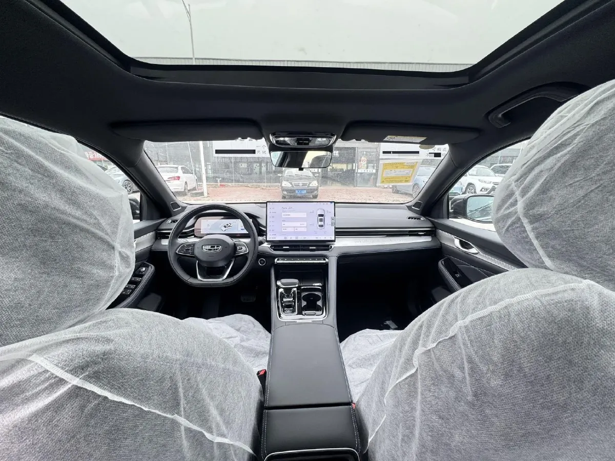 2026 Geely Preface 1.5T 181HP L4 7DCT,autocango,china used car exporter,china ev exporter,chinese used car exporter,chinese used ev exporter