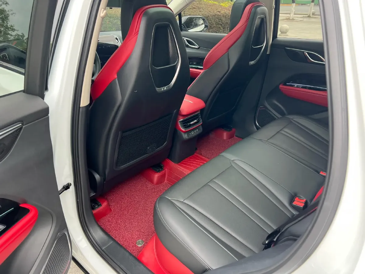 2023 HongQi HS3 1.5T 169HP L4 1DHT Hybrid 1.83KWH,autocango,china used car exporter,china ev exporter,chinese used car exporter,chinese used ev exporter