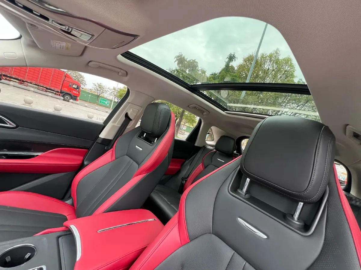 2023 HongQi HS3 1.5T 169HP L4 1DHT Hybrid 1.83KWH,autocango,china used car exporter,china ev exporter,chinese used car exporter,chinese used ev exporter