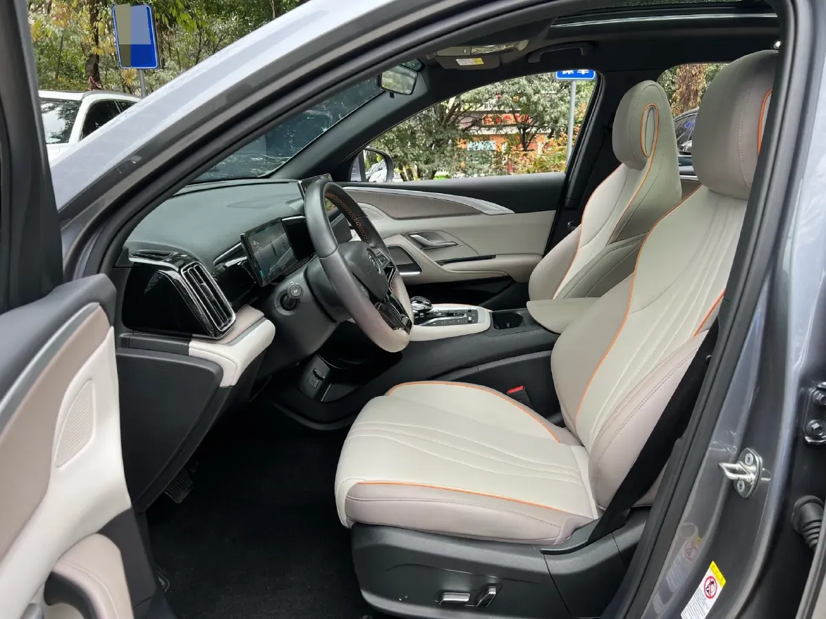 2024 BYD Song Pro 1.5L 110HP L4 E-CVT PHEV 18.3KWH,autocango,china used car exporter,china ev exporter,chinese used car exporter,chinese used ev exporter