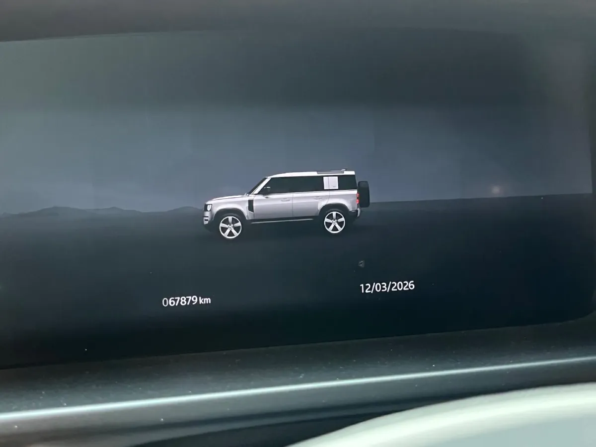 2023 Land Rover Defender 3.0T 400HP L6 8AT,autocango,china used car exporter,china ev exporter,chinese used car exporter,chinese used ev exporter