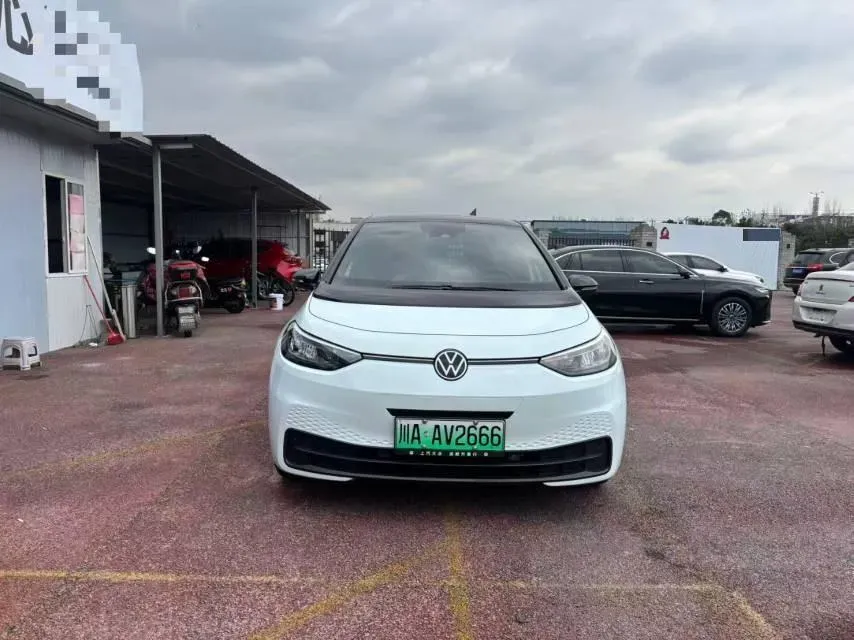 2023 Volkswagen Golf 1.4T 150HP L4 7DCT,autocango,china used car exporter,china ev exporter,chinese used car exporter,chinese used ev exporter