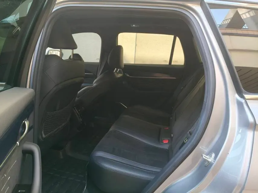 2024 Geely Monjaro 2.0T 238HP L4 8AT,autocango,china used car exporter,china ev exporter,chinese used car exporter,chinese used ev exporter