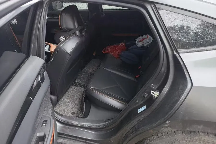 2022 ChangAn UNI-V 1.5T 188HP L4 7DCT,autocango,china used car exporter,china ev exporter,chinese used car exporter,chinese used ev exporter