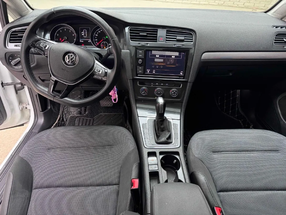 2018 Volkswagen Golf 1.4T 131HP L4 7DCT,autocango,china used car exporter,china ev exporter,chinese used car exporter,chinese used ev exporter