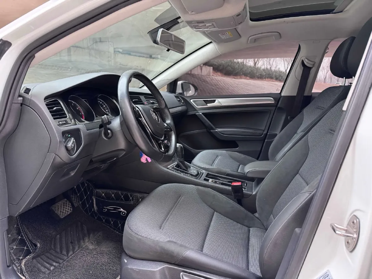 2018 Volkswagen Golf 1.4T 131HP L4 7DCT,autocango,china used car exporter,china ev exporter,chinese used car exporter,chinese used ev exporter