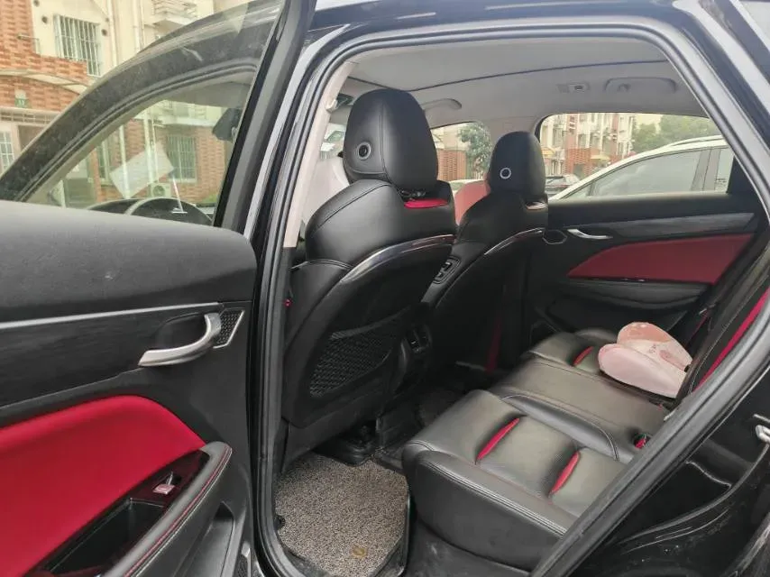 2019 Geely Tugella 2.0T 238HP L4 8AT,autocango,china used car exporter,china ev exporter,chinese used car exporter,chinese used ev exporter