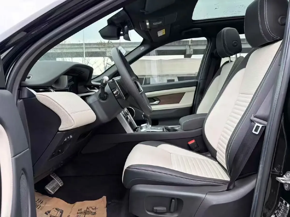 2021 Land Rover Discovery Sport 2.0T 249HP L4 9AT,autocango,china used car exporter,china ev exporter,chinese used car exporter,chinese used ev exporter