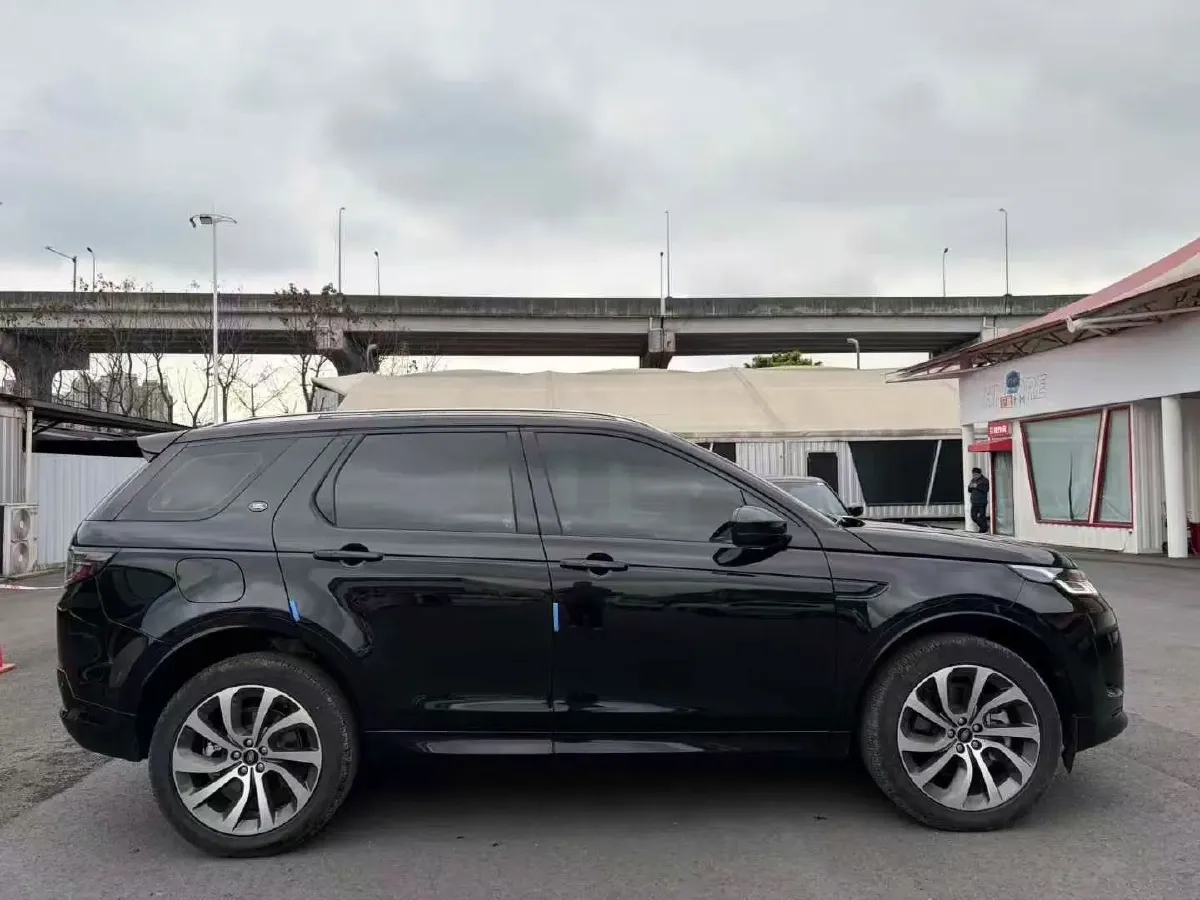 2021 Land Rover Discovery Sport 2.0T 249HP L4 9AT,autocango,china used car exporter,china ev exporter,chinese used car exporter,chinese used ev exporter