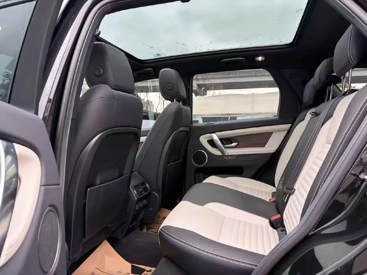 2021 Land Rover Discovery Sport 2.0T 249HP L4 9AT,autocango,china used car exporter,china ev exporter,chinese used car exporter,chinese used ev exporter