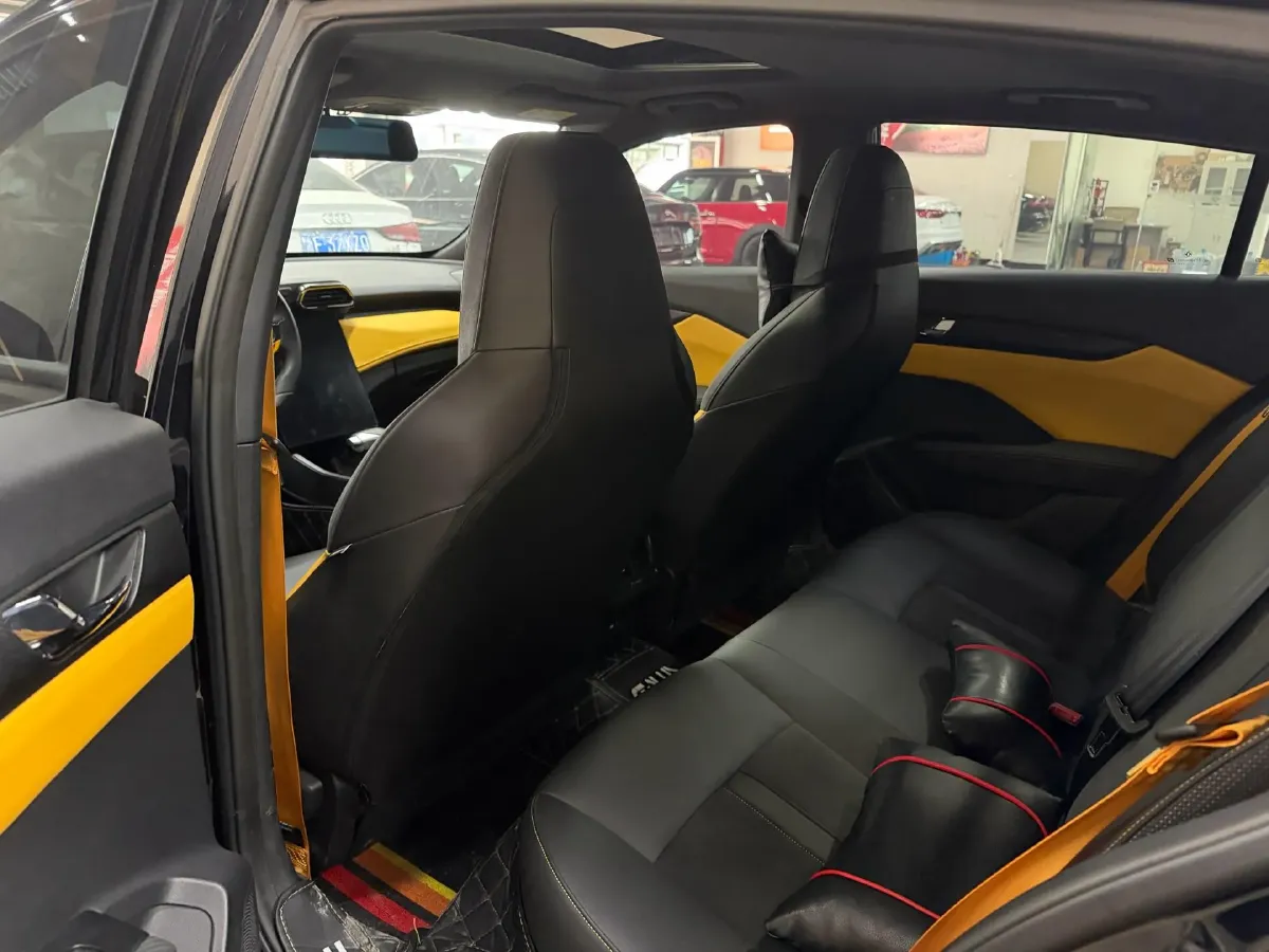 2023 DongFeng Aeolus YiXuan 1.5T 197HP L4 6DCT,autocango,china used car exporter,china ev exporter,chinese used car exporter,chinese used ev exporter