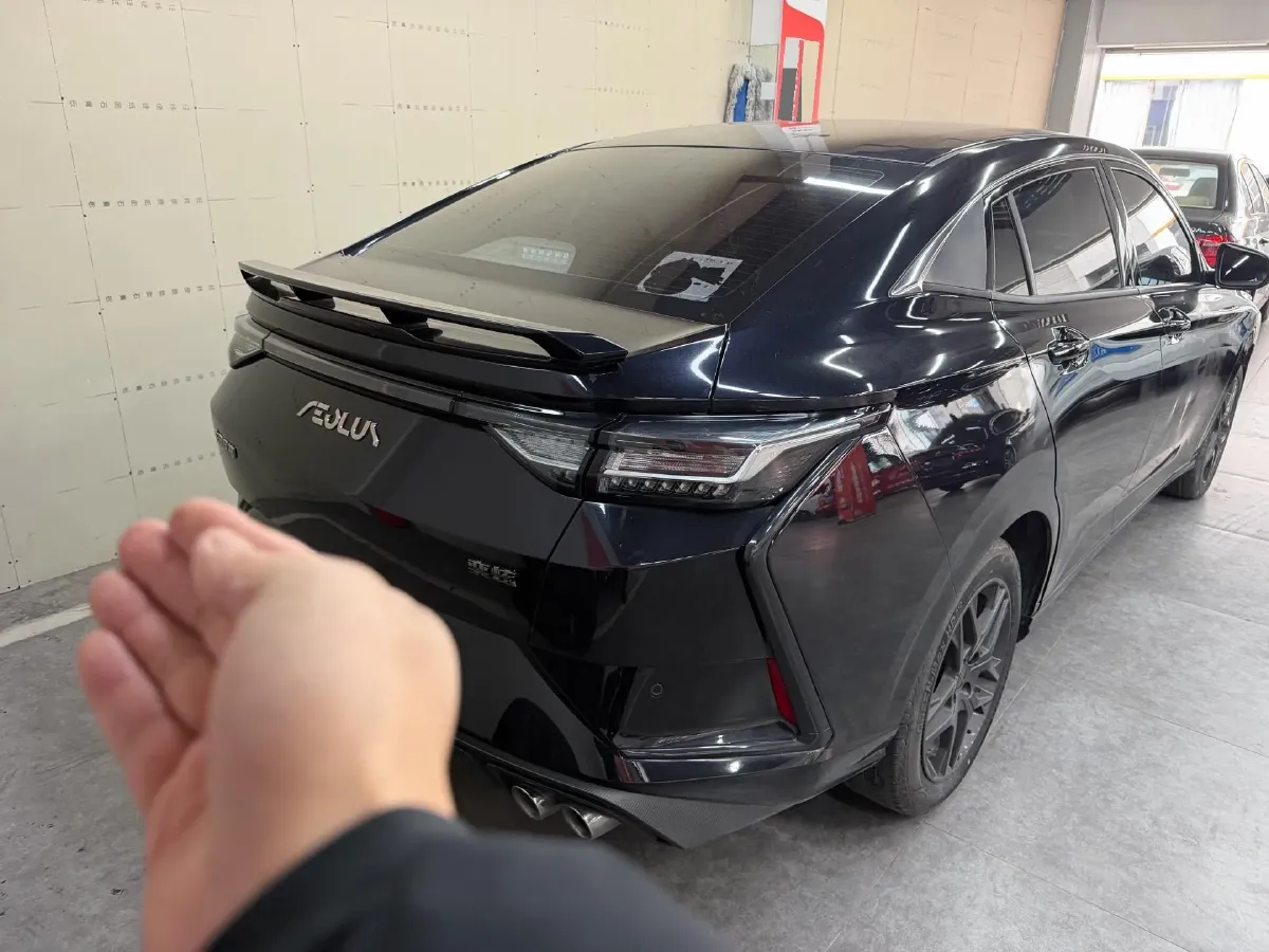 2023 DongFeng Aeolus YiXuan 1.5T 197HP L4 6DCT,autocango,china used car exporter,china ev exporter,chinese used car exporter,chinese used ev exporter
