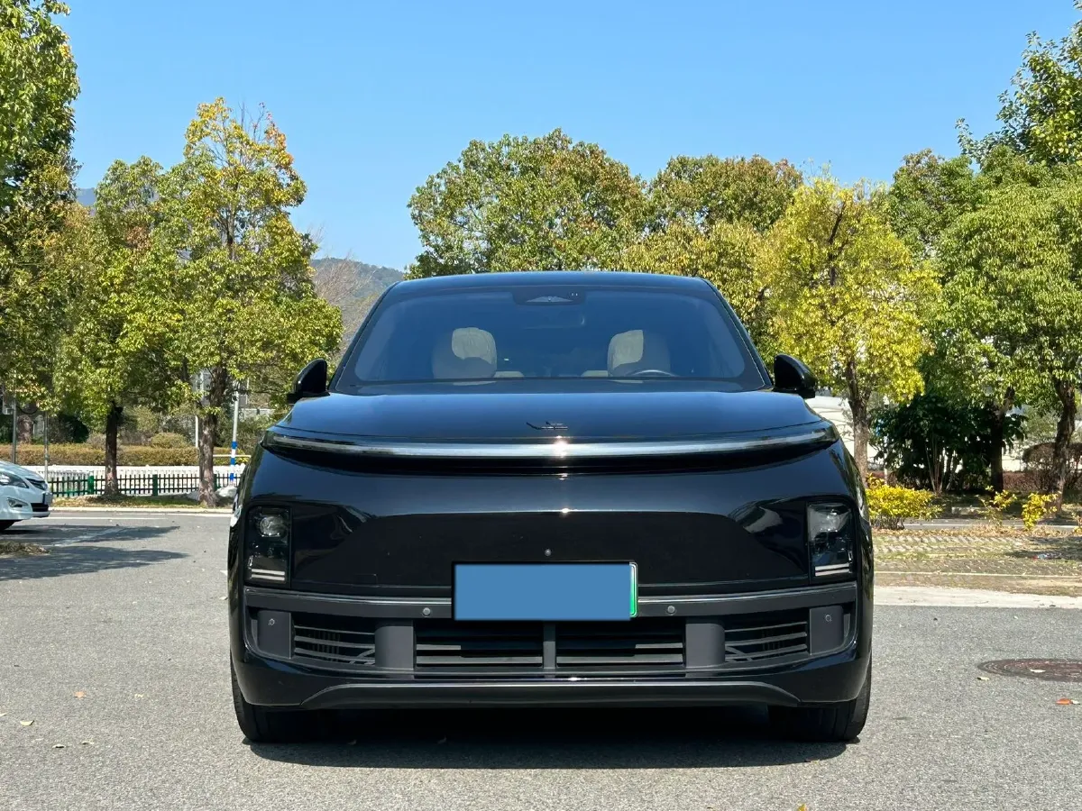 2023 Li L7 Range Extended 154HP REEV 40.9KWH,autocango,china used car exporter,china ev exporter,chinese used car exporter,chinese used ev exporter