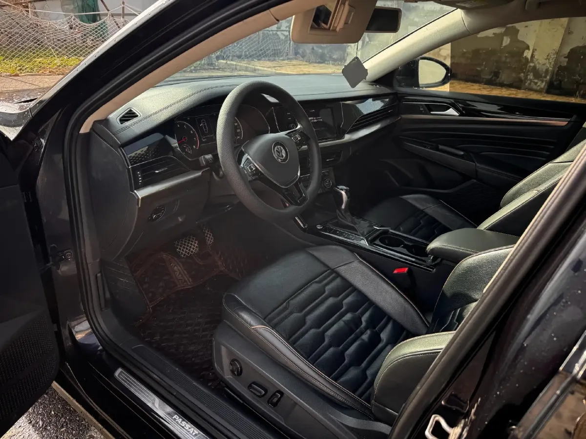 2019 Skoda Kodiak 2.0T 186HP L4 7DCT,autocango,china used car exporter,china ev exporter,chinese used car exporter,chinese used ev exporter