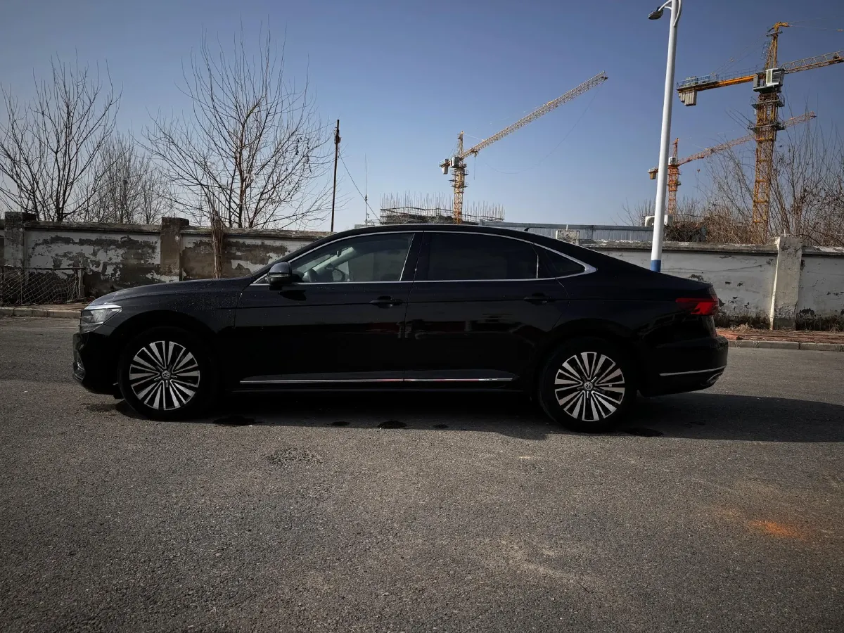 2019 Skoda Kodiak 2.0T 186HP L4 7DCT,autocango,china used car exporter,china ev exporter,chinese used car exporter,chinese used ev exporter