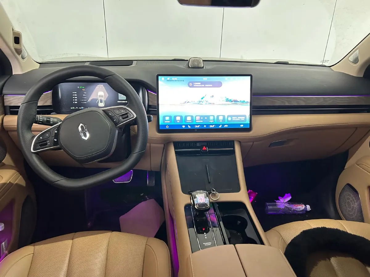 2022 Volvo S60 2.0T 197HP L4 8AT,autocango,china used car exporter,china ev exporter,chinese used car exporter,chinese used ev exporter